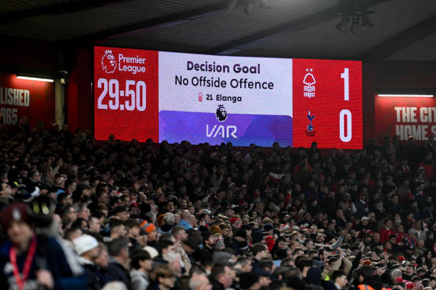 格拉斯纳在 格拉斯纳在