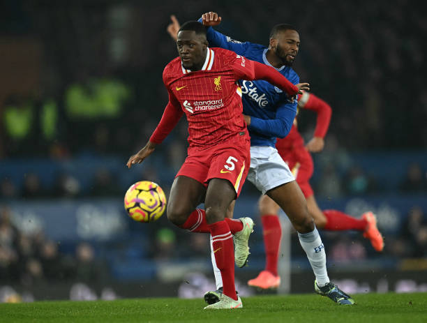 同时也让球 同时也让球