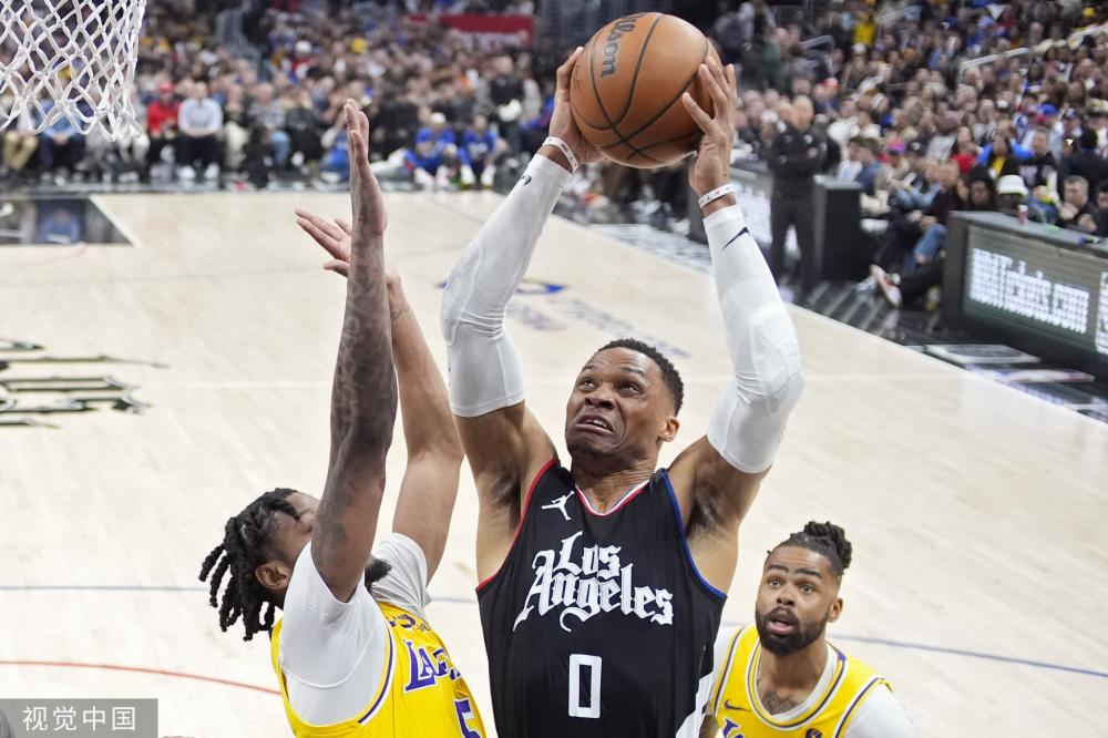 一瞬间露出 一瞬间露出