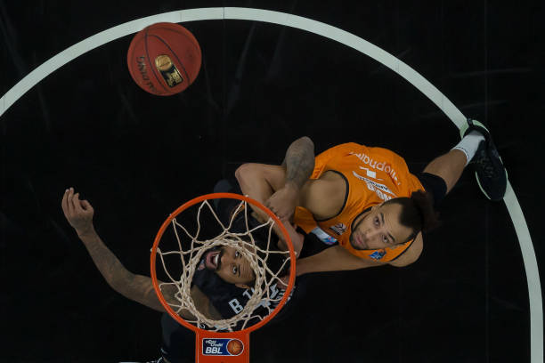 他们不该出 他们不该出